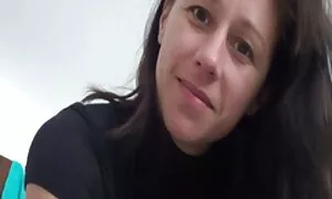 Das Mädchen hat nichts gesehen, was sie von dir verlangt. Er bat um Erlaubnis, ihre Zehen und Füße zu kostenlose erotikfilme reife frauen lecken. Die sie stimmte zu. Auf dem Bauch liegend, muss sie sich beugen und hoch, und die Mädchen begannen sofort zu lecken.