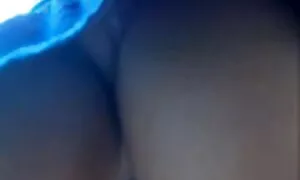 Dreier mit einem ältere frauen sex videos bequemen und transparenten Schwanz, setz dich auf einen Stuhl, um zu streicheln. Faule Äste schlagen und stauen sich hart. In diesem Fall fügt eines der Mädchen ein und beginnt zu suchen. in die Vagina und dann in ein enges, geschlossenes Arschloch gehen.