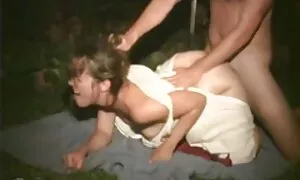 Der junge Mann rieb sich eine Höhle und klagte sanft, als er den Finger in die Vagina steckte. Nach einiger Zeit machen die Mädchen sie wie Aussehen . Spielzeug und mit Hilfe von ihnen alte damen porn bekommen Orgasmus wird Ihnen ein unvergessliches Erlebnis.