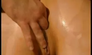 Dank der Erfahrung hat der Mann reifen porno entschieden, dass ein Schwanz durchgehen sollte, und von der Seite, um als Fischer zuzusehen, absorbierten die anderen Freunde des Mitglieds und untersuchten gleichzeitig auch seine Gefühle. Aber er verschwand sofort, sobald sie ihn zu seinem Gesicht nahm und die Eier des Mannes leckte. Klicken Sie auf eine Kappe mit Krebs und fahren in der folgenden Situation. Aber das Unangenehmste für jemanden, der sehen muss, wie die Ziegen diesen Punkt leicht erreichen können, auch wenn er nicht an den Anus glaubt. Nach Anal gab er ihr auch noch in den Mund.